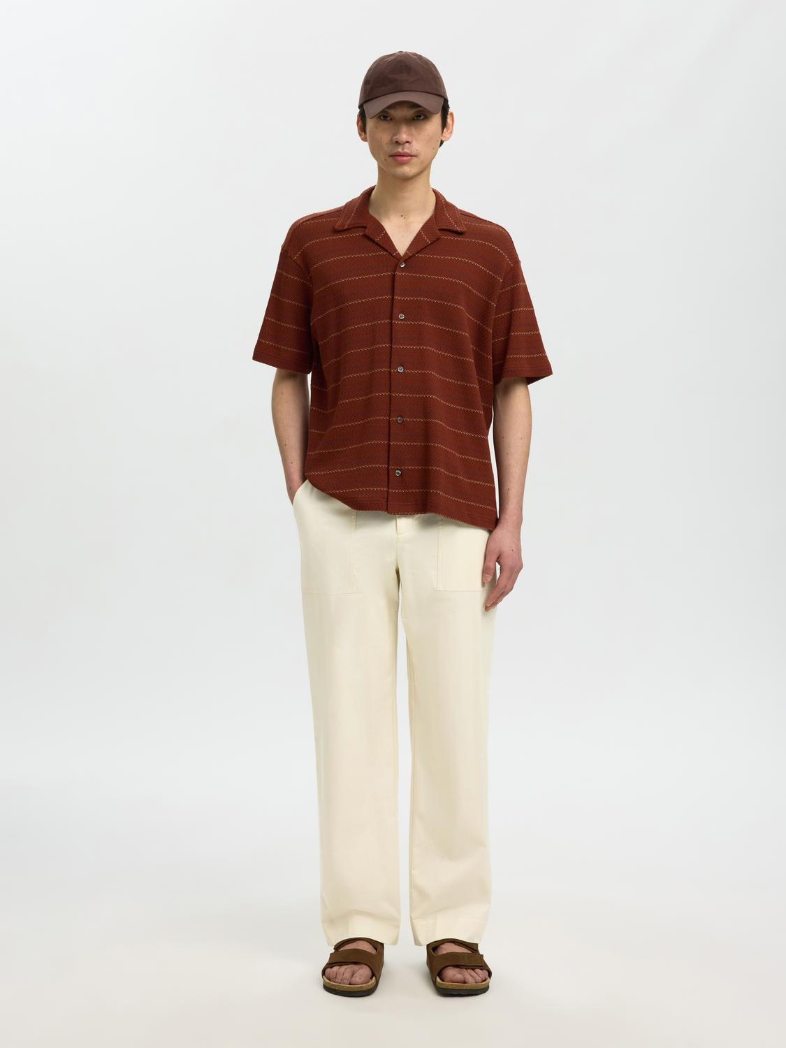 model_shot-front_full